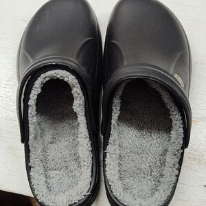 Black Fleece-Lined Clogs, Men's 44-45
